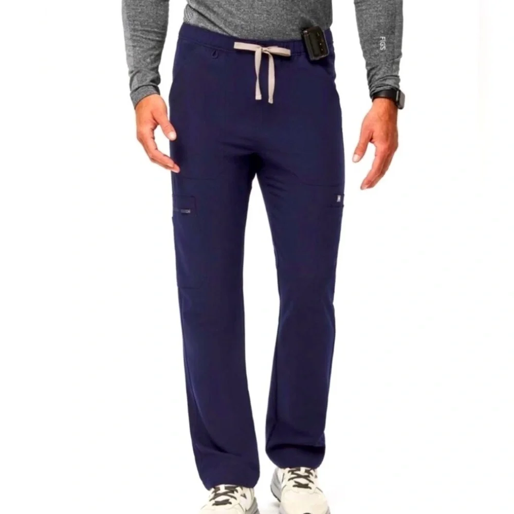 Figs Cairo Cargo Scrub Pants Men’s Size Large Short in Navy Blue - EUC!